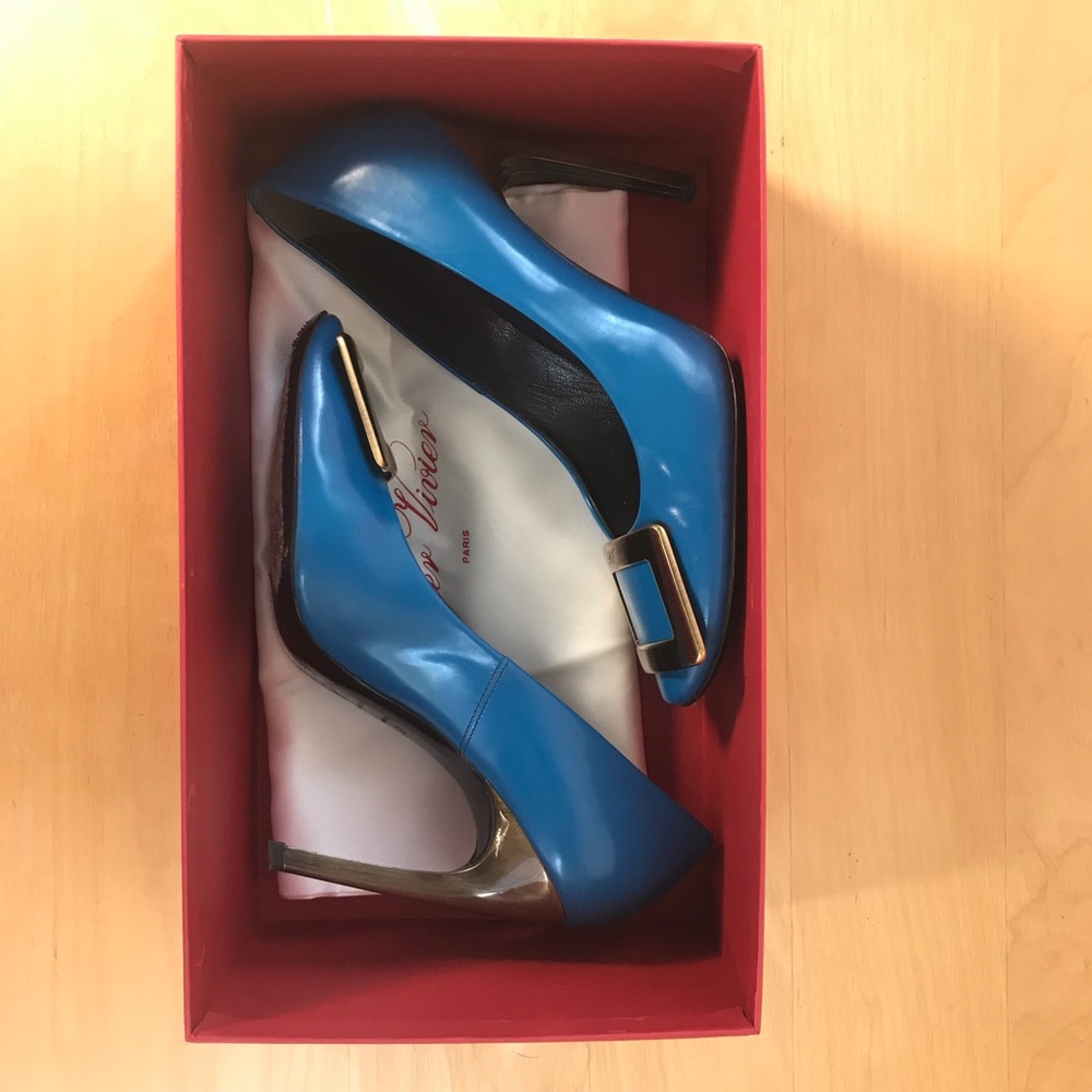 Iconic Roger Vivier Buckle Pumps